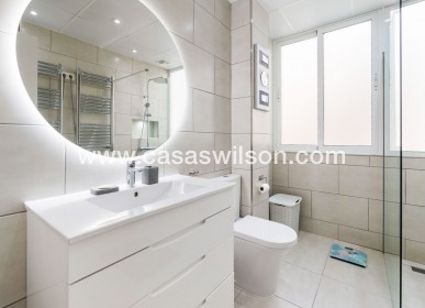 Sale - Apartment - Torrevieja - Playa del Cura