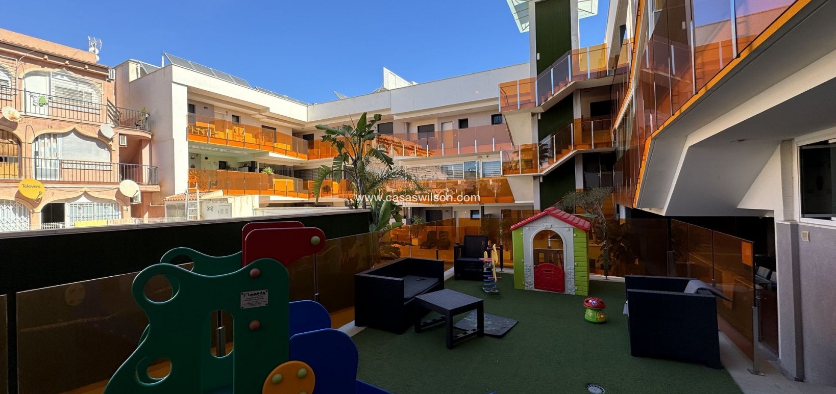 Sale - Apartment - Torrevieja - Costa Blanca