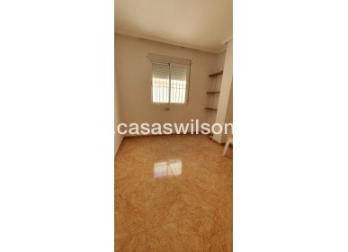 Sale - Apartment - Torrevieja - Centro