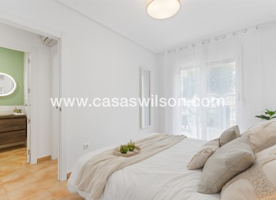 Sale - Townhouse - Villamartin - Costa Blanca