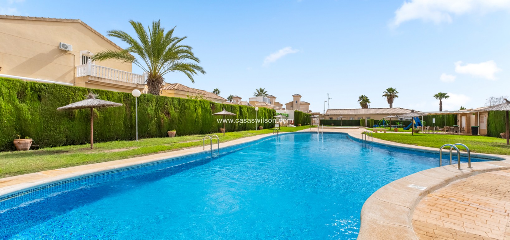 Sale - Townhouse - Villamartin - Costa Blanca