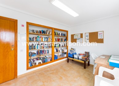 Sale - Townhouse - Villamartin - Costa Blanca