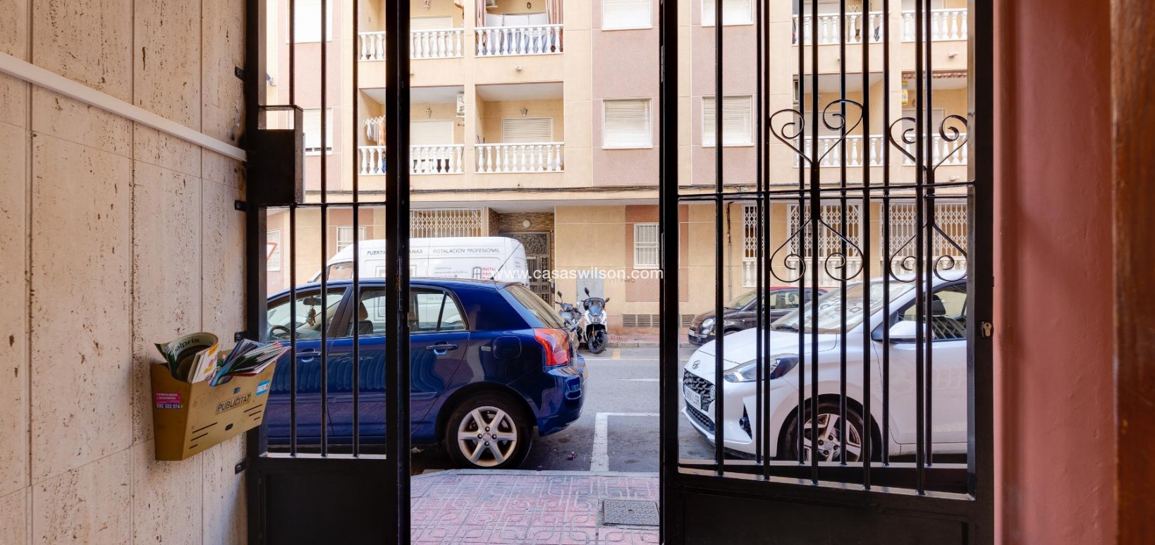 Sale - Appartement - Torrevieja - Costa Blanca