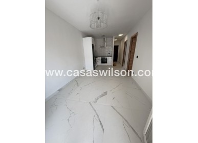 Sale - Apartment - Torrevieja - Costa Blanca