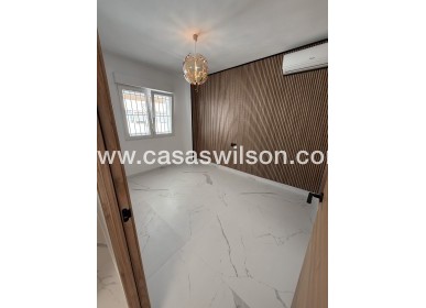 Sale - Apartment - Torrevieja - Costa Blanca