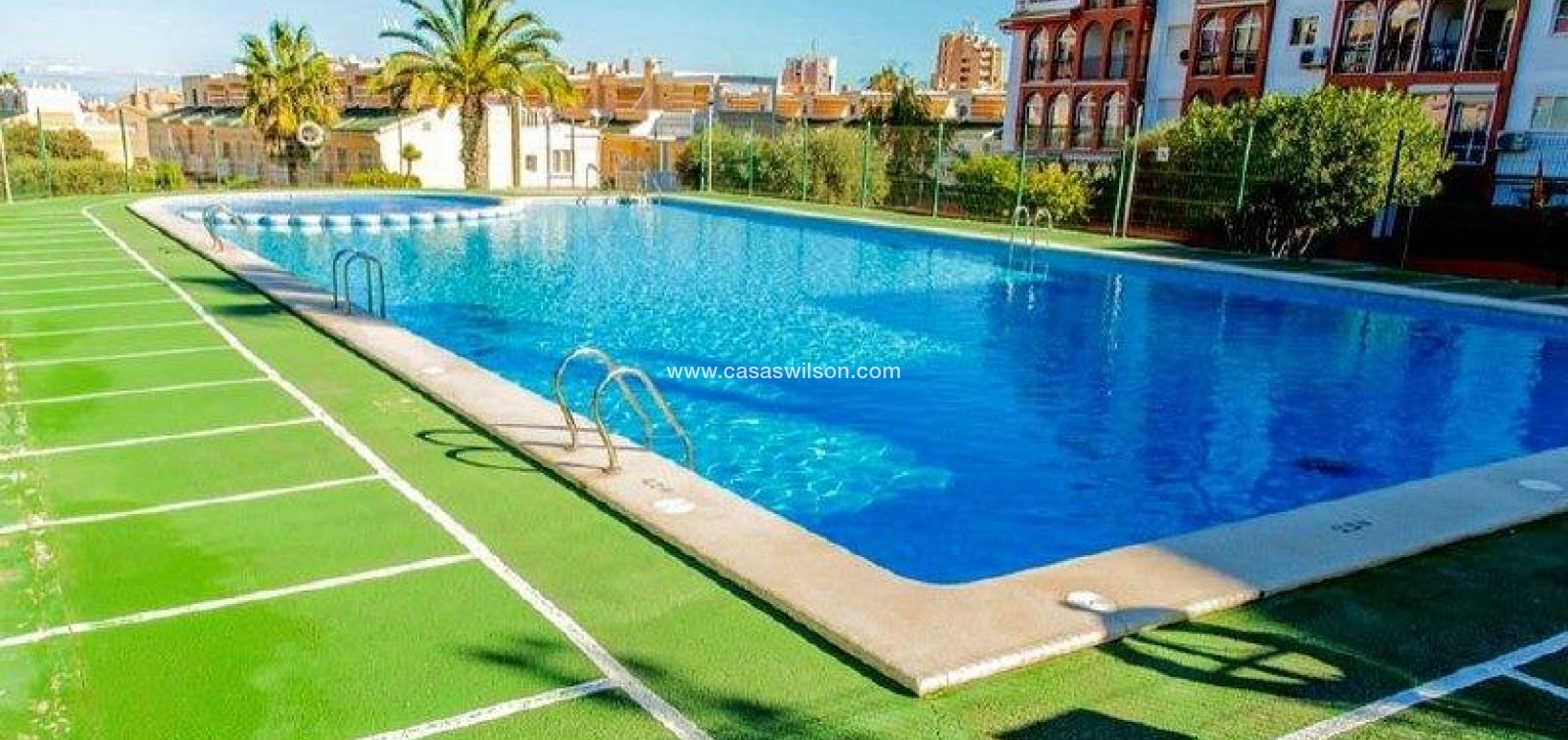 Sale - Apartment - Torrevieja - Aguas nuevas 2