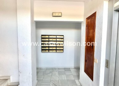 Sale - Apartment - Torrevieja - Aguas Nuevas