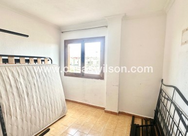 Sale - Apartment - Torrevieja - Aguas Nuevas