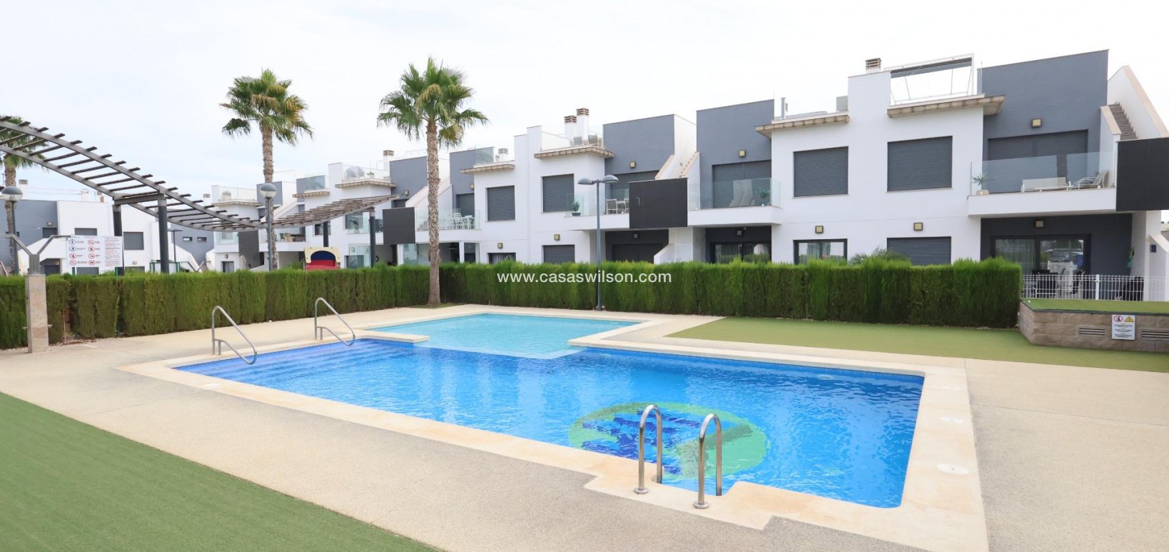 Sale - Bungalow - Pilar de la Horadada - Costa Blanca