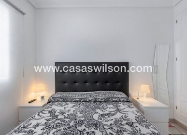 Sale - Apartment - Torrevieja - Costa Blanca