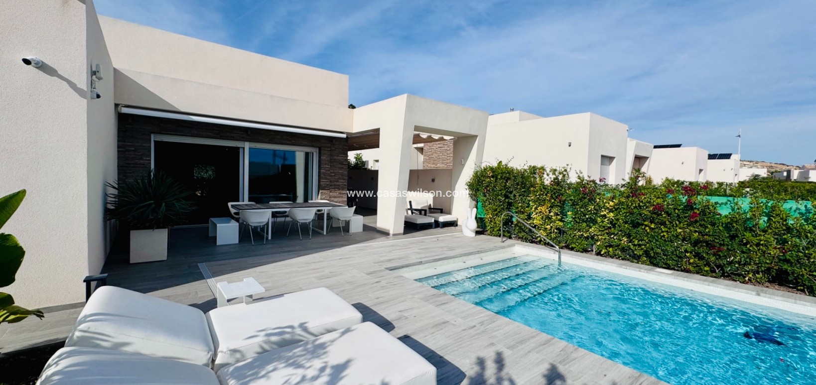 Venta - Chalet - Algorfa