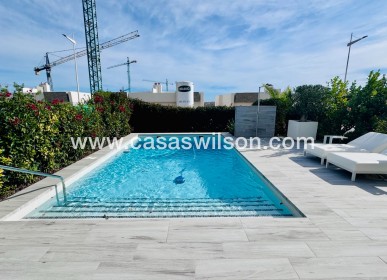 Venta - Chalet - Algorfa