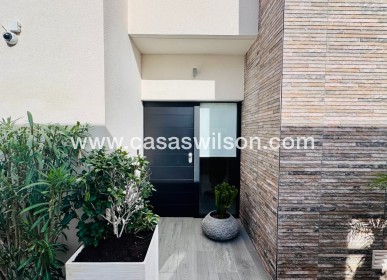 Venta - Chalet - Algorfa