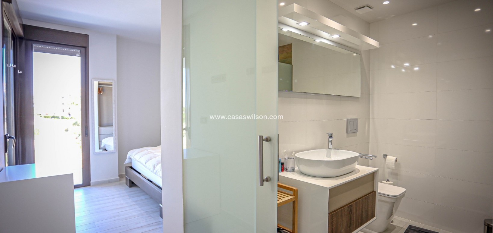 Sale - Apartment - Orihuela Costa - Costa Blanca