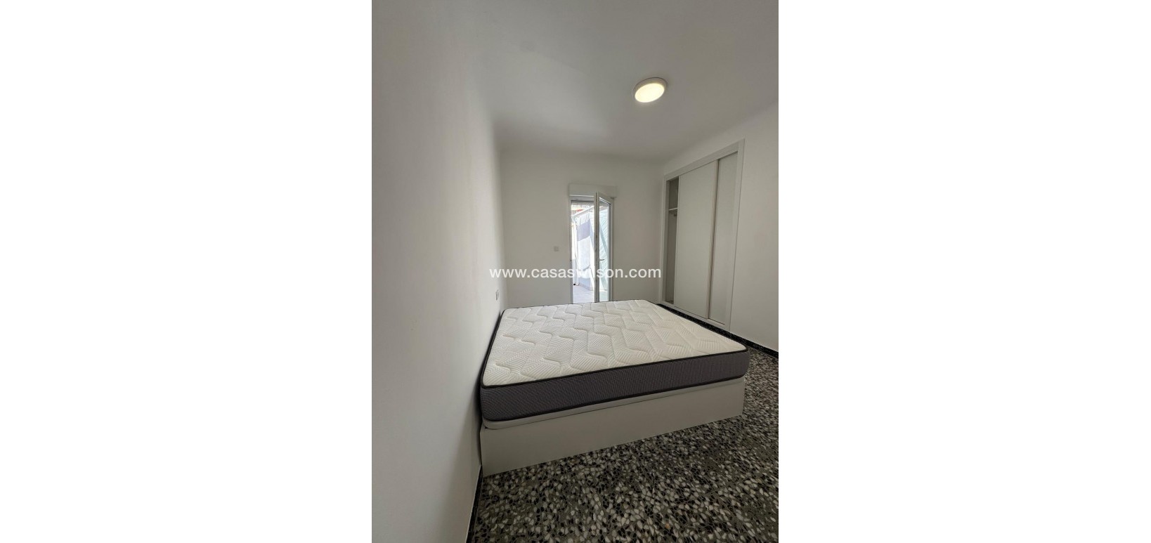 Sale - Apartment - Torrevieja - Centro