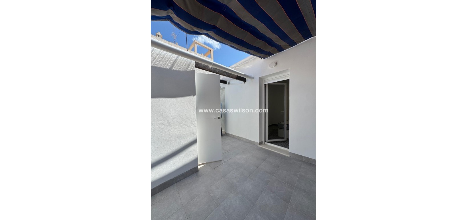 Sale - Apartment - Torrevieja - Centro