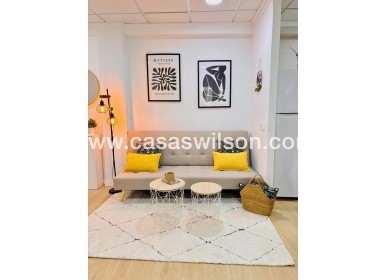 Sale - Apartment - Torrevieja - Playa de los Locos