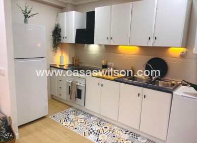 Sale - Apartment - Torrevieja - Playa de los Locos