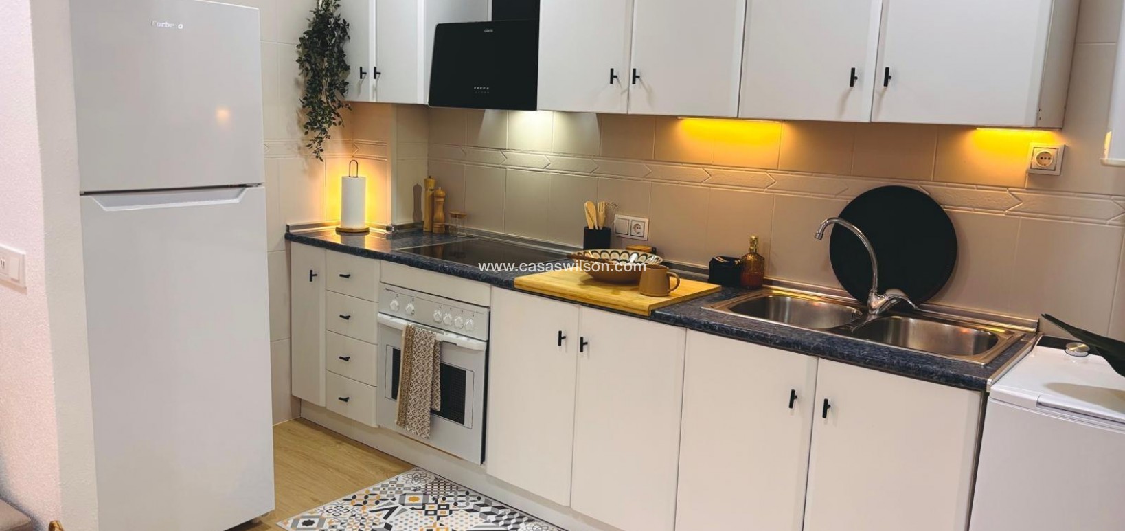 Sale - Apartment - Torrevieja - Playa de los Locos