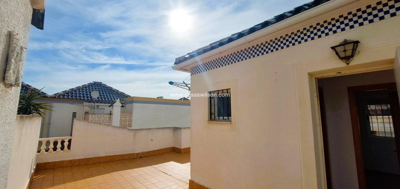 Sale - Villa - Torrevieja - Costa Blanca