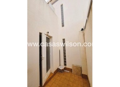 Sale - Villa - Torrevieja - Costa Blanca