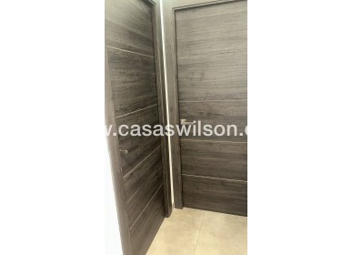 Sale - Apartment - Torrevieja - Centro