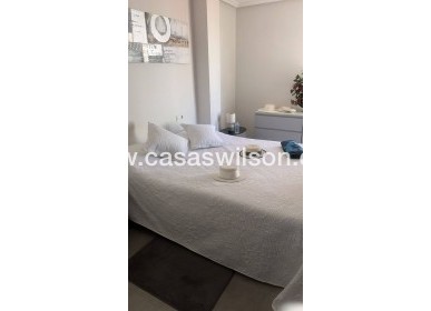 Sale - Apartment - Torrevieja - Centro