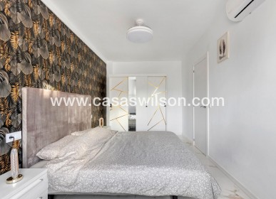 Sale - Apartment - Torrevieja - La Mata