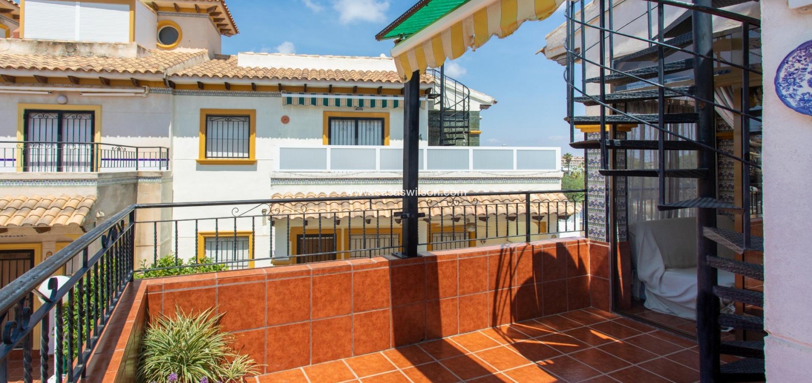 Sale - Bungalow - Orihuela Costa - Punta Prima