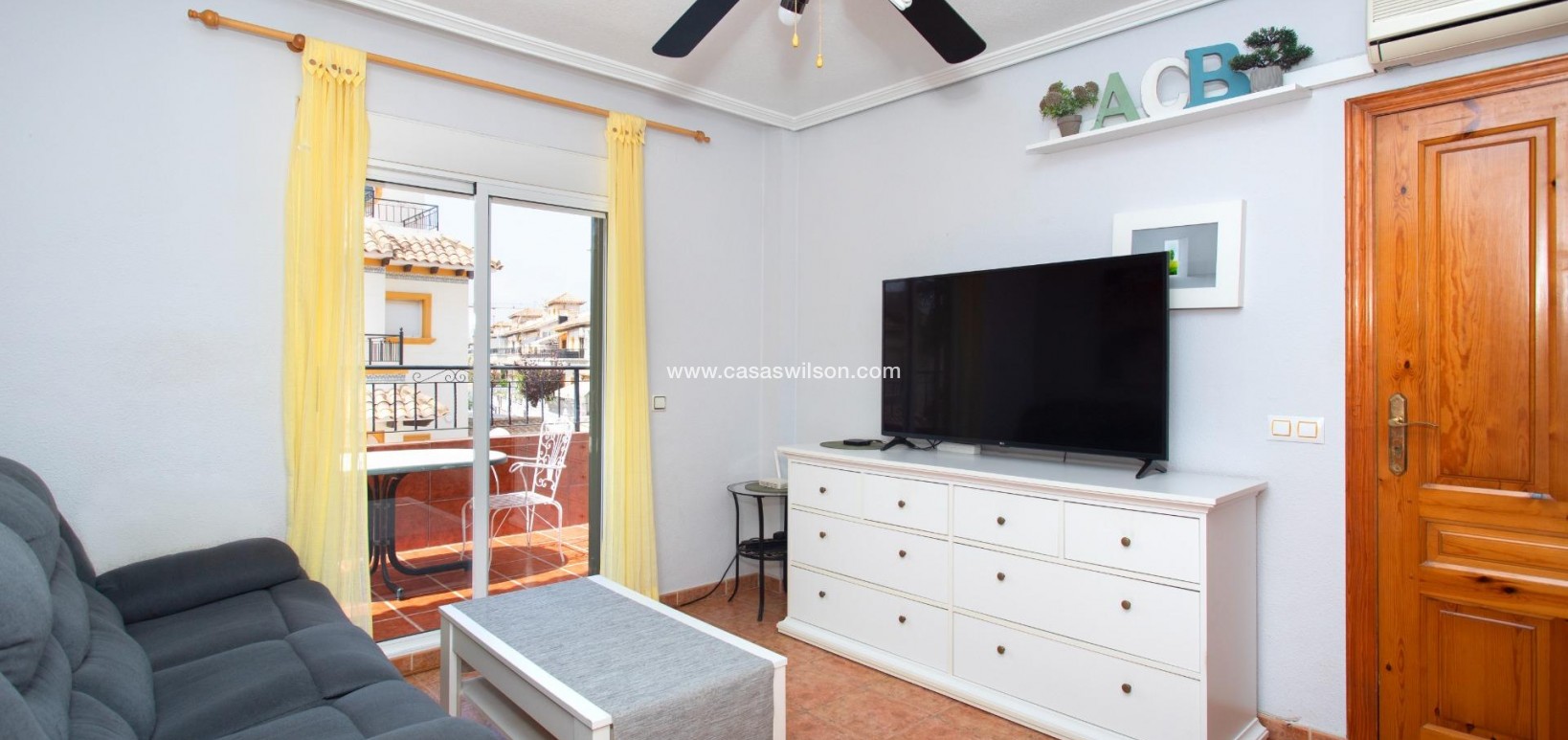 Sale - Bungalow - Orihuela Costa - Punta Prima