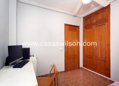 Sale - Bungalow - Orihuela Costa - Punta Prima