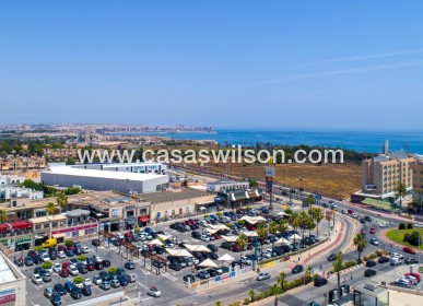 Sale - Bungalow - Orihuela Costa - Punta Prima