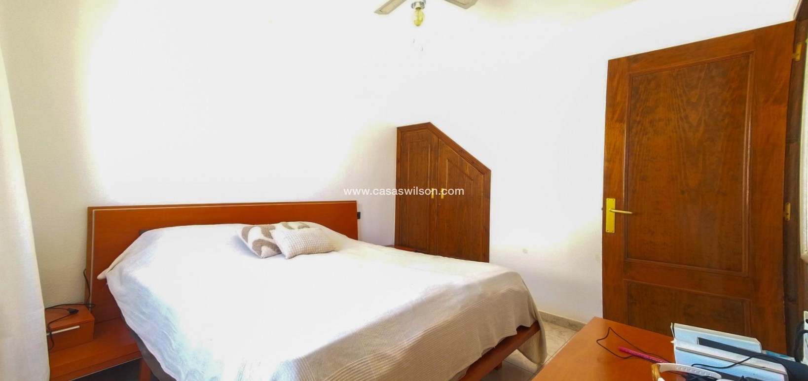 Sale - Apartment - Torrevieja - La Mata