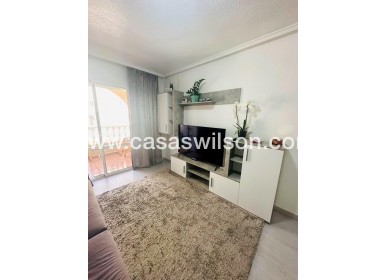 Sale - Apartment - Torrevieja - Centro