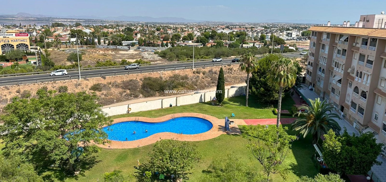 Sale - Apartment - Torrevieja - Centro