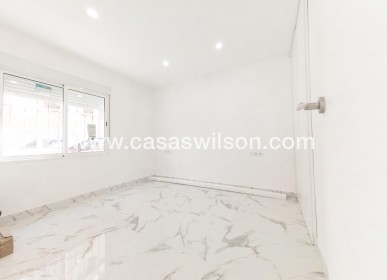 Sale - Appartement - Torrevieja - Playa de los Naufragos