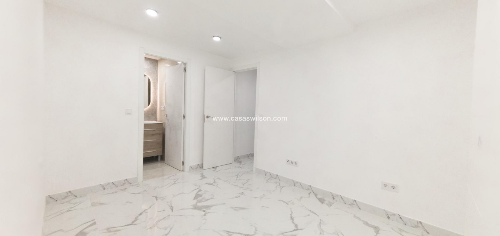 Sale - Appartement - Torrevieja - Playa de los Naufragos