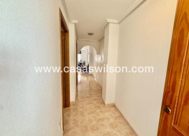 Sale - Apartment - Torrevieja - Centro