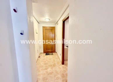 Sale - Apartment - Torrevieja - Centro