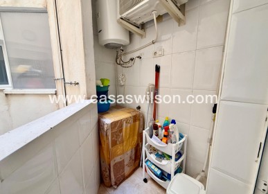 Sale - Apartment - Torrevieja - Centro