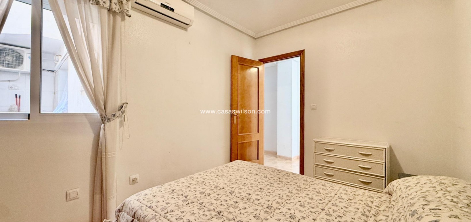 Sale - Apartment - Torrevieja - Centro