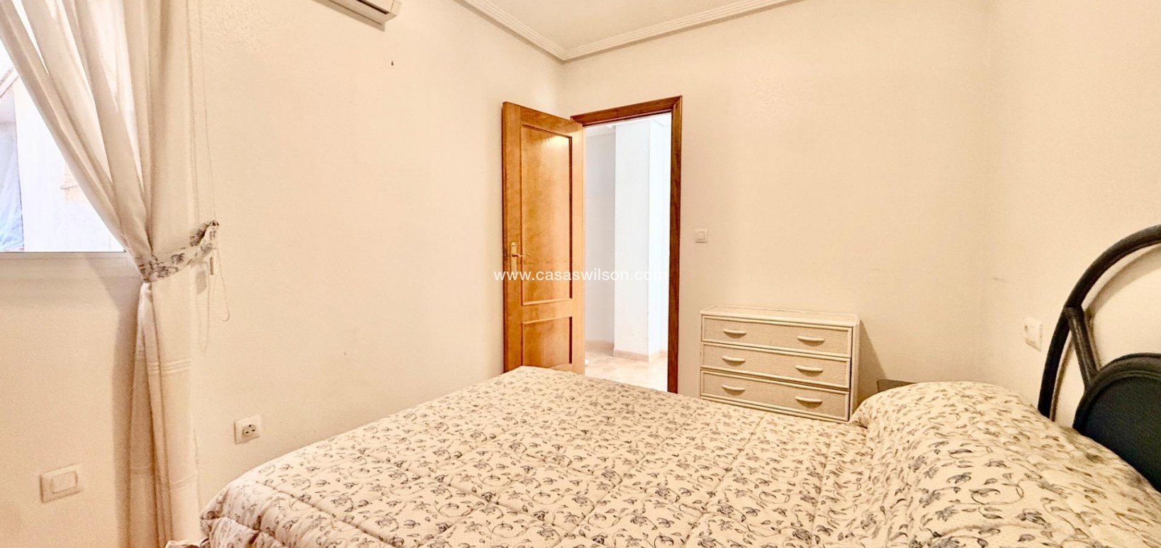 Sale - Apartment - Torrevieja - Centro