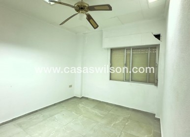 Sale - Apartment - Torrevieja - Centro