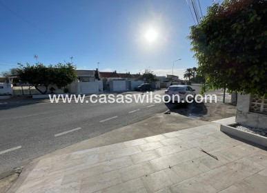 Sale - Townhouse - Torrevieja - Costa Blanca