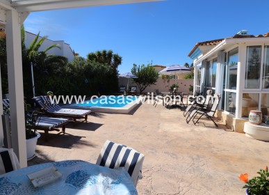Sale - Villa - Hondón de las Nieves - Inland
