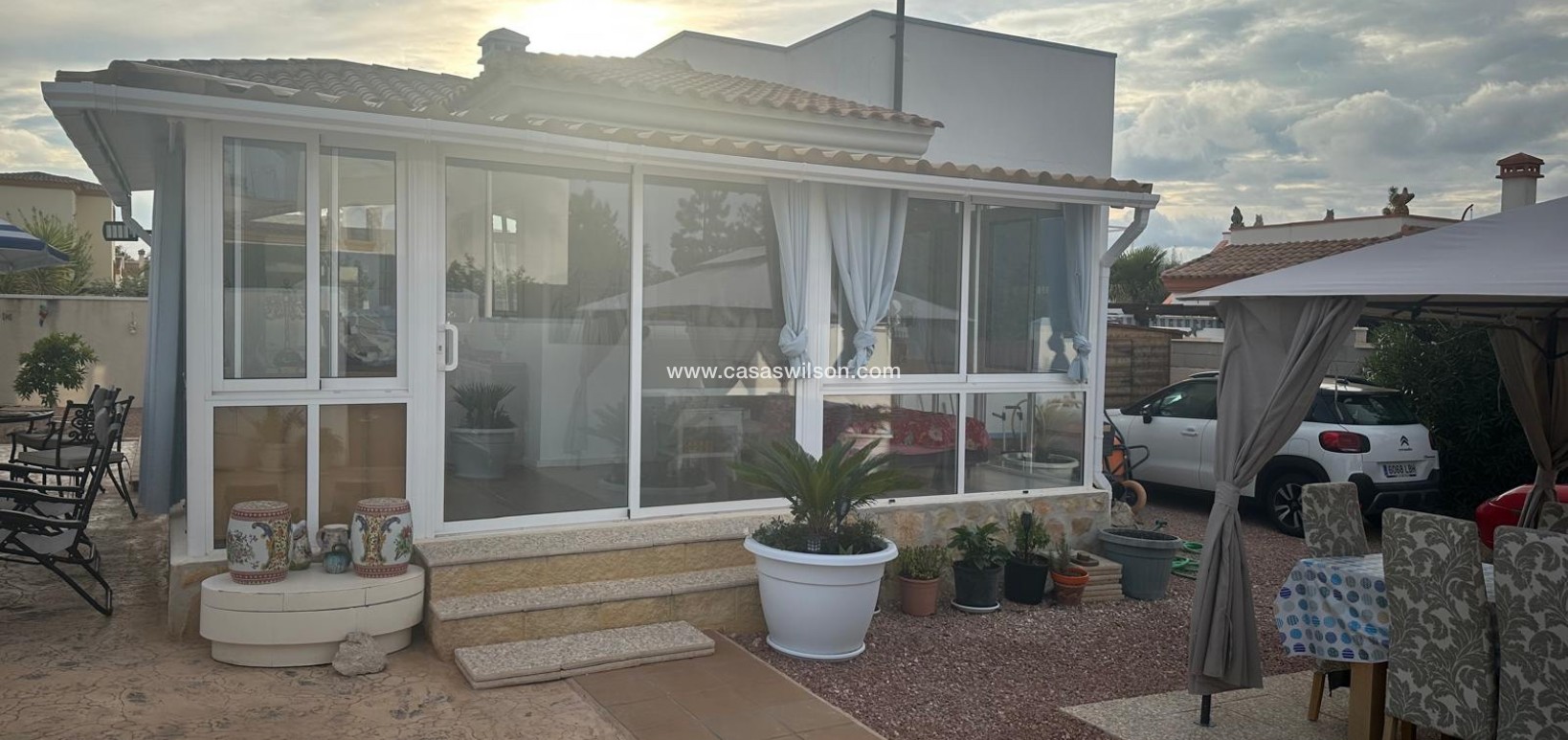 Sale - Villa - Hondón de las Nieves - Inland