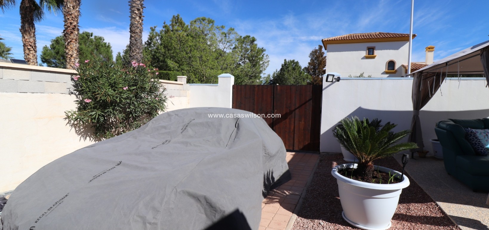 Sale - Villa - Hondón de las Nieves - Inland