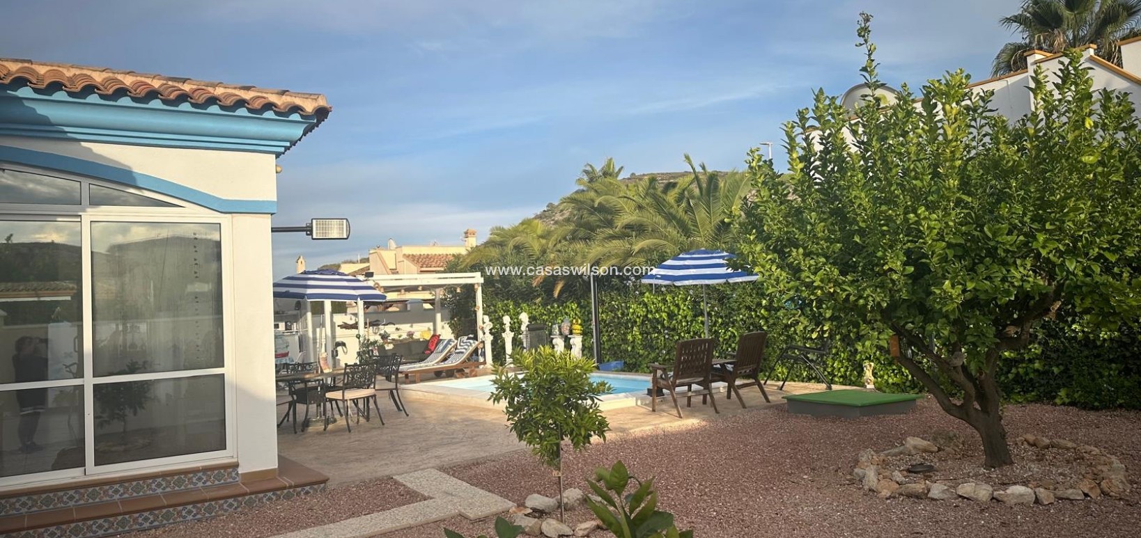 Sale - Villa - Hondón de las Nieves - Inland