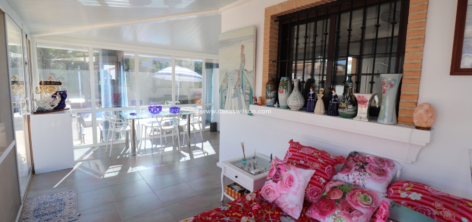 Sale - Villa - Hondón de las Nieves - Inland