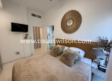 Venta - Chalet - Orihuela Costa - Villamartín